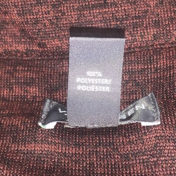 Van Heusen Flex Mens Size XL Pullover Three Button Shirt Burgundy Long Sleeve - Picture 3 of 6